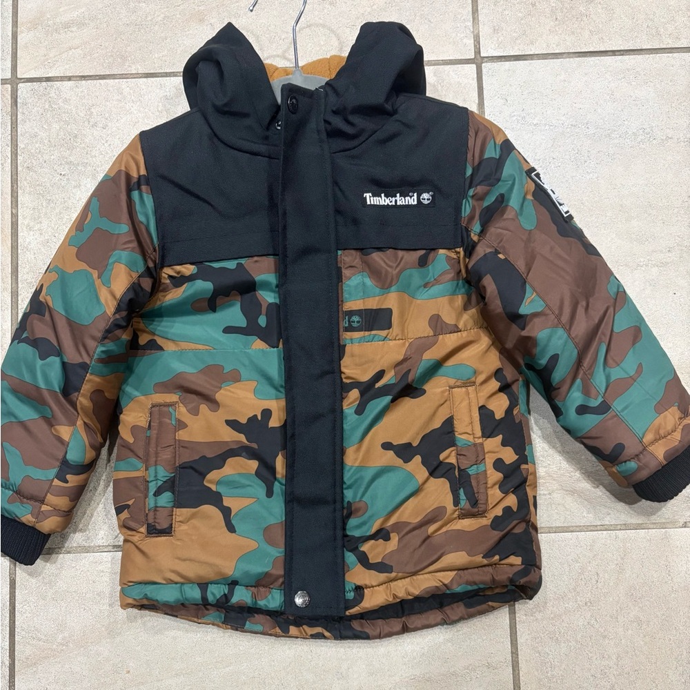 Timberland Kids' Camo Puffer Jacket. EUC size 2.